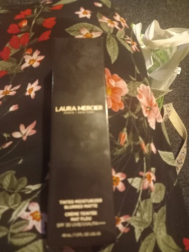 Laura mercier tinted - mercier,